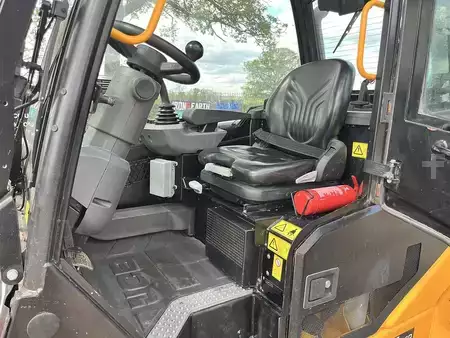Teleskoptruck fast bom 2023  JCB 35-26D 4WD Wastemaster Teletruk (9)