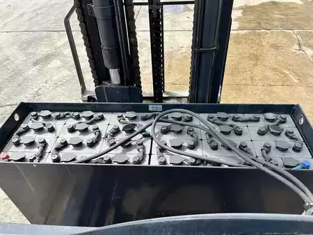 Dieseltrukki 2007  Linde R20-03 Forklift (8)