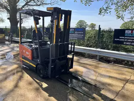 Carrelli elevatori diesel 2015  Doosan B15T-7 Forklift (5)