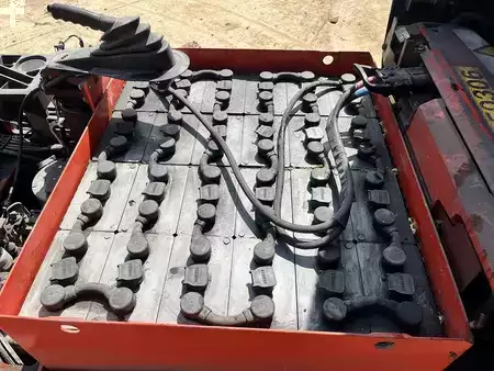 Dieselstapler 2005  Linde E18C-02 Forklift (8)
