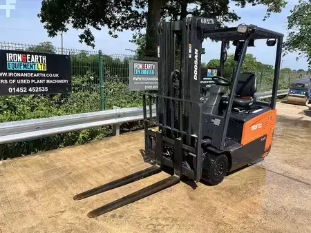 Carrelli elevatori diesel 2017  Doosan B15T-7 Forklift (2)