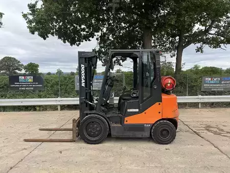 Dieselový VZV 2017  Doosan G25P-5 Forklift (1)