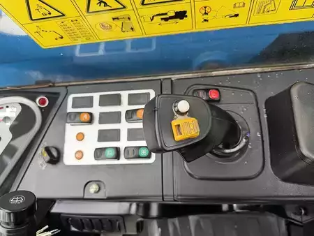 Teleskoptruck fast bom 2019  Genie GTH-2506 Telehandler (9)