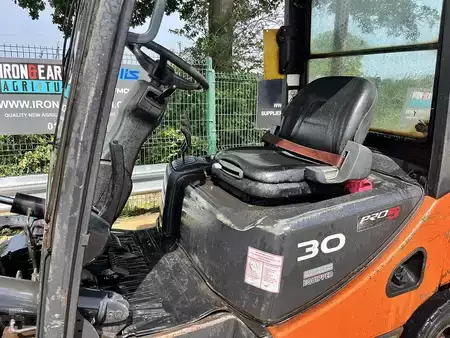 Diesel Forklifts 2011  Doosan D30S-5 Forklift (9)