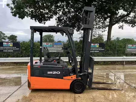 Dieselový VZV 2015  Doosan B20T-5 Forklift (4)
