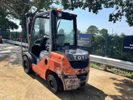 Dieselový VZV 2015  Toyota 02-8FDF30 Forklift (3)