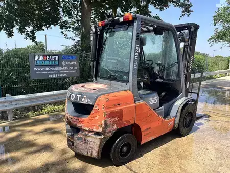 Dieselový VZV 2015  Toyota 02-8FDF30 Forklift (6)
