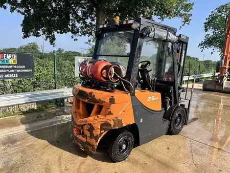 Dieselový VZV 2020  Doosan G25GP Forklift (6)