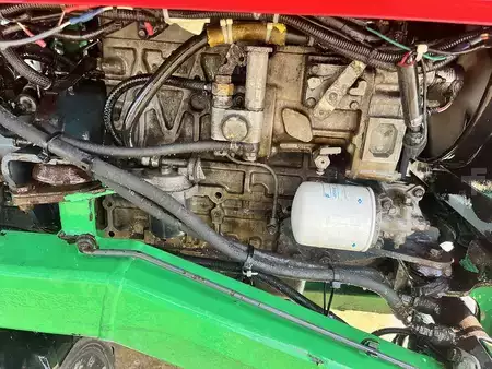 Diesel truck 2003  Moffett M2403W Truck-Mounted Forklift (8)