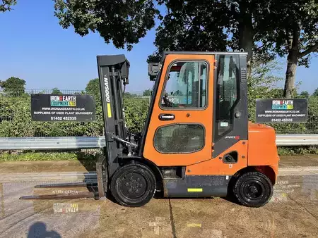 Carrelli elevatori diesel 2011  Doosan D30S-5 Forklift (1)
