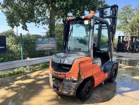 Dieselový VZV 2016  Toyota 02-8FDF30 Forklift (6)
