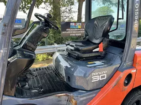 Dieselový VZV 2016  Toyota 02-8FDF30 Forklift (9)