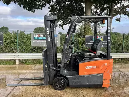 Diesel truck 2016  Doosan B15T-7 Forklift (1)
