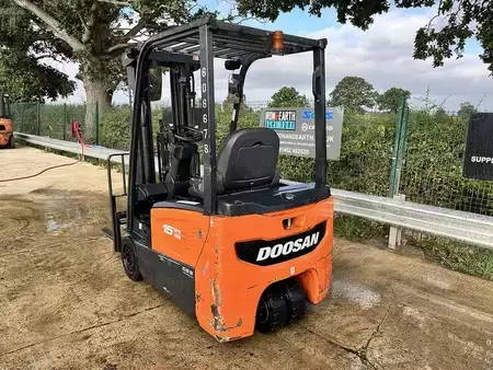Diesel truck 2016  Doosan B15T-7 Forklift (3)