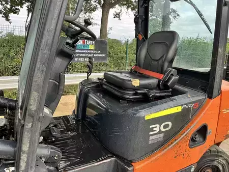 Carrelli elevatori diesel 2011  Doosan D30S-5 Forklift (9)