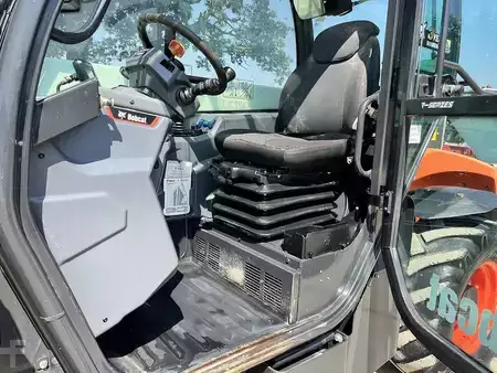 Chariots téléscopiques fixes 2021  Bobcat T35.130SLP Telehandler (9)