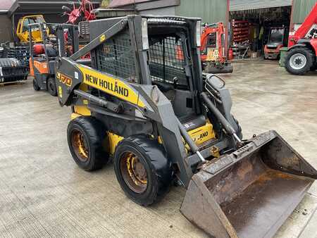 Container truck 2008  New Holland 170 Skid Steer Loader  (7)