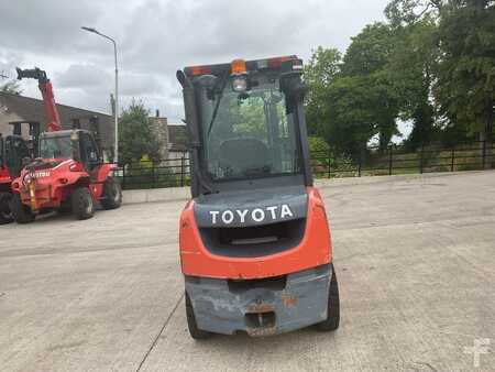 Diesel heftrucks 2013  Toyota 02-8 FDF 30 (6)