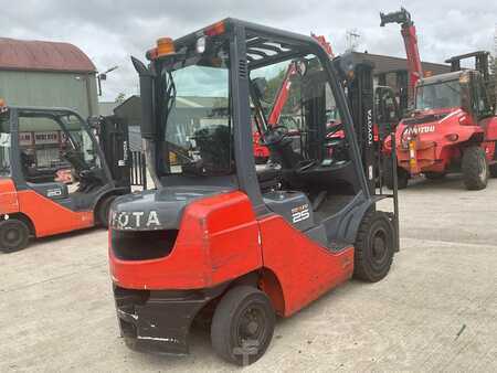 Diesel heftrucks 2017  Toyota 02-8 FDF 25 (5)