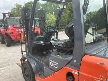 Container heftrucks 2018  Toyota 02-8 FDF 20 (8)