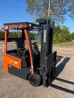 Elektryczne 3-kołowe 2019  Doosan B15t-7 (11)