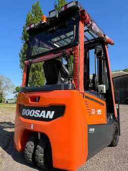 Elektryczne 3-kołowe 2019  Doosan B15t-7 (4)