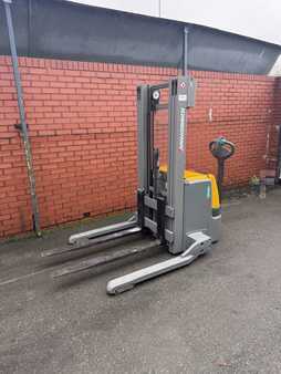 Wózek wysokiego podnoszenia 2017  Jungheinrich EJC B14 (6)