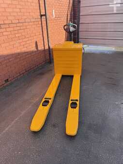 Lavansiirtovaunu 2016  Jungheinrich EJE 225 (2)