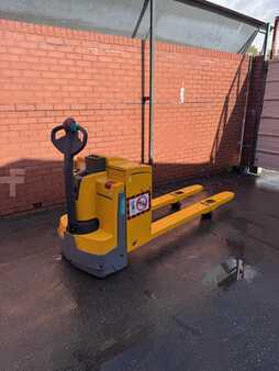 Lavansiirtovaunu 2016  Jungheinrich EJE 225 (5)