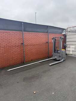 Ruční vysokozdvižný vozík 2017  Jungheinrich EJC B16 (1)