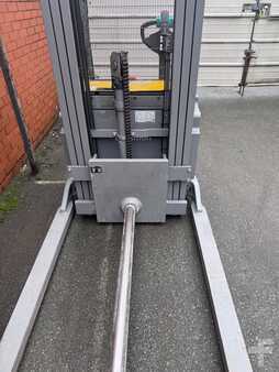 Ruční vysokozdvižný vozík 2017  Jungheinrich EJC B16 (2)