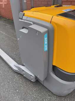 Ruční vysokozdvižný vozík 2017  Jungheinrich EJC B16 (9)