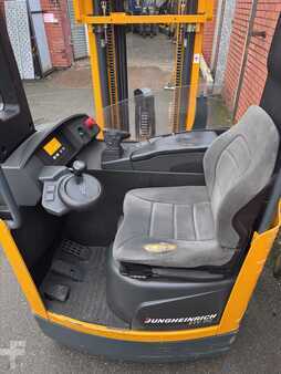 Reachtrucks 2013  Jungheinrich ETV 112 (8)