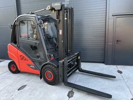 Carretilla elevadora GLP 2018  Linde H30T 393-02 (2)