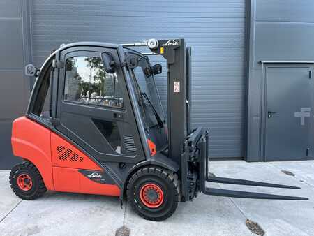 Carretilla elevadora GLP 2019  Linde H30T 393-02 (1)