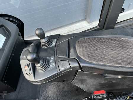 LPG heftrucks 2016  Linde 396-03 H60-T (12)