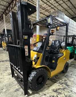 Gas truck 2015  CAT Lift Trucks GP25N (1)