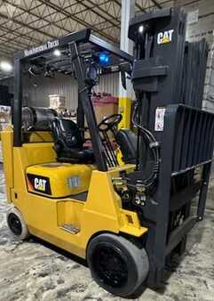 LPG VZV 2010  CAT Lift Trucks GC40KS (1)