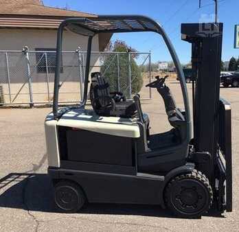 Diesel Forklifts 2007  Crown FC4020-50 (2)