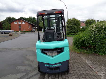 Carrello elevatore diesel 2007  Mitsubishi FD 18 N (2)