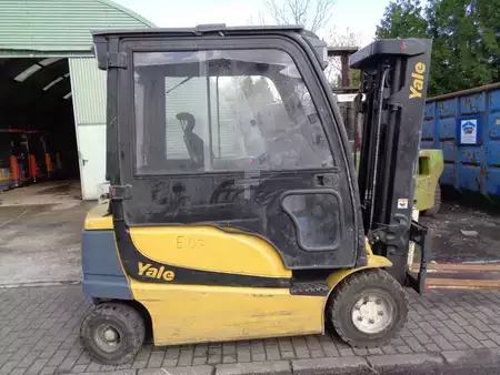 Elektro čtyřkolový VZV 2018  Yale ERP 30 VL (3)