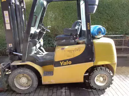 Carrelli elevatori per container 2018  Yale GLP 30 MXV 2445 (1)