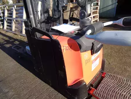 Apilador eléctrico 2019  BT SPE 200 D (2)