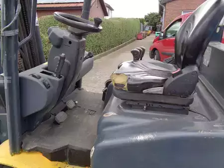 Treibgasstapler 2010  Jungheinrich TFG 316 (6)