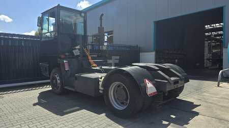 Terminal tractor 2001  Terberg YT180 (5)