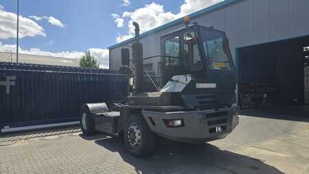 Terminal tractor 2001  Terberg YT180 (1)