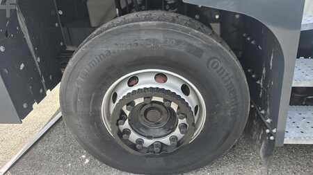 Wózek terminalowy 2025  MOL YM225 (18)