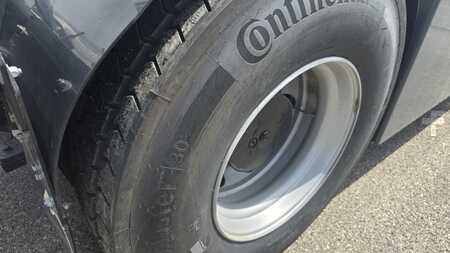 Wózek terminalowy 2025  MOL YM225 (20)