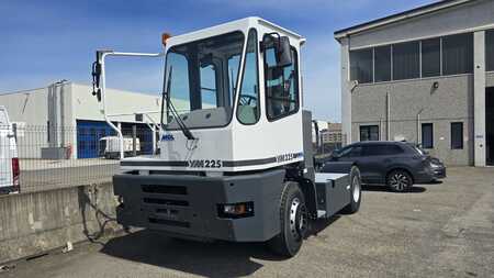 Wózek terminalowy 2025  MOL YM225 (8)