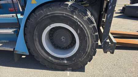 Wózki widłowe diesel 2010  SMV Konecranes SMV20-1200B (11)